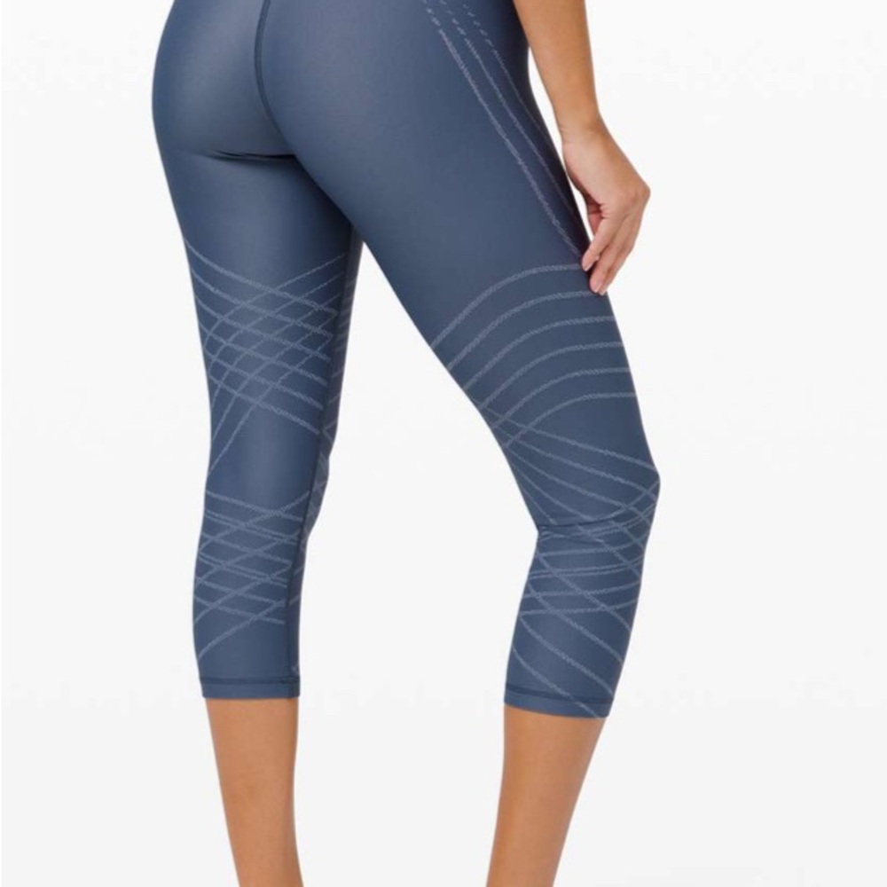 Lululemon Mapped Out High-Rise Crop 21" - Picture 4 of 5